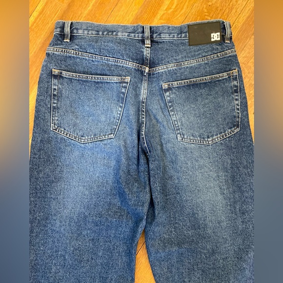 DC Jeans Worker Baggy Men’s Blue Denim Jeans Button Front Actual Measures 36x30 - Picture 8 of 15